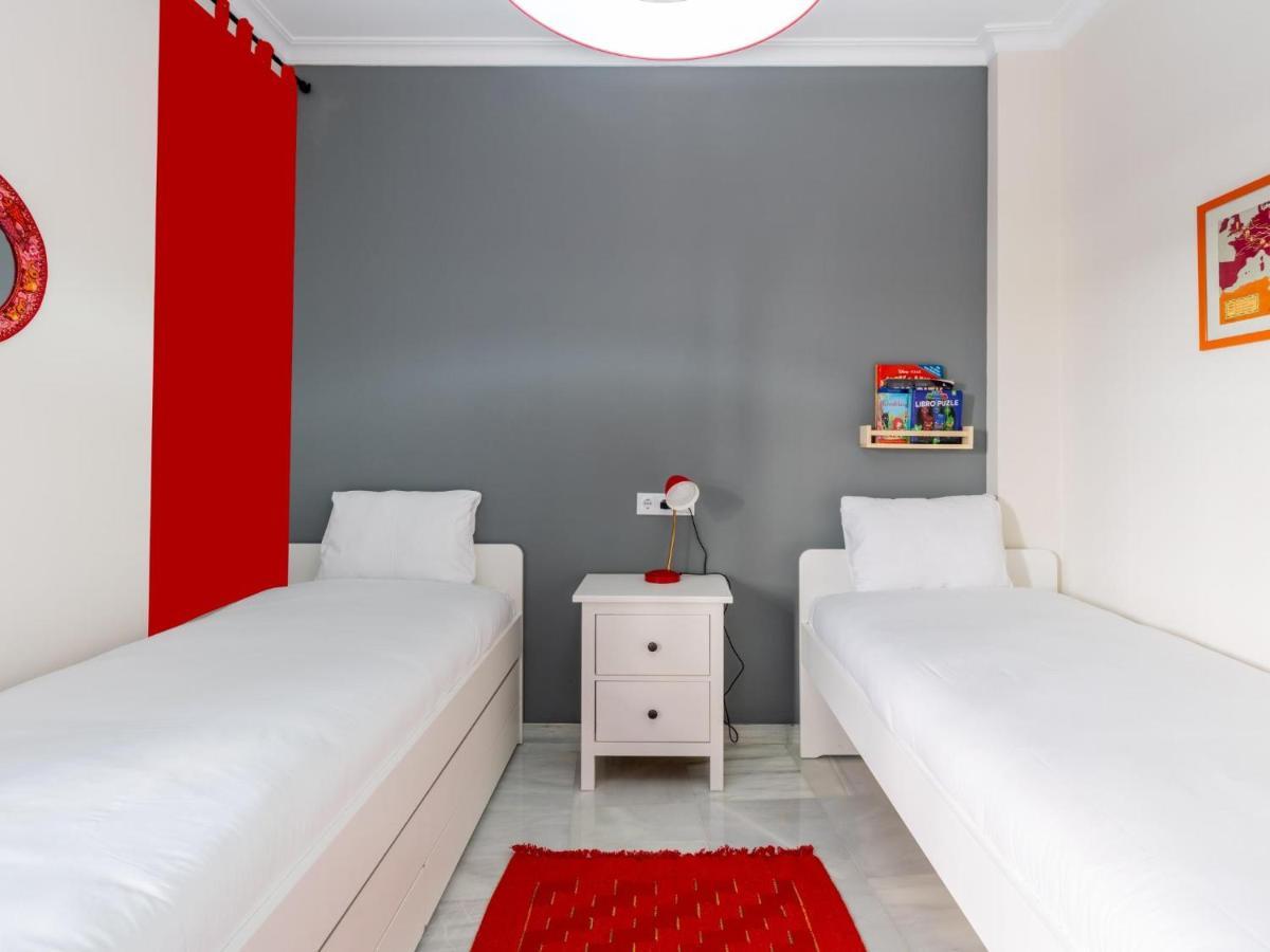 Holi-Rent Penthouse Penuelas Séville Extérieur photo
